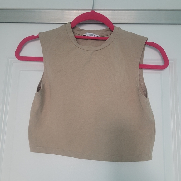 Zara Crop Top - Picture 8 of 8